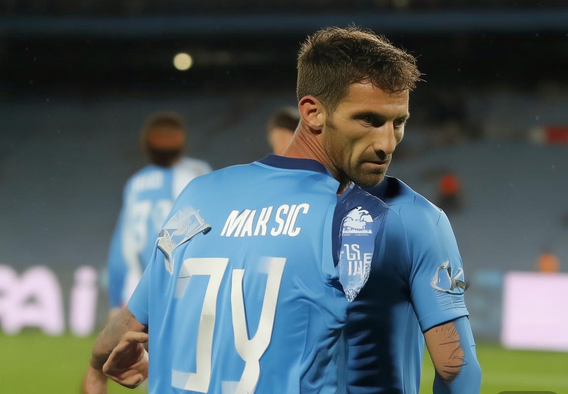 马鲁西奇拉齐奥续约陷僵局，尤文图斯与AC米兰关注边后卫转会